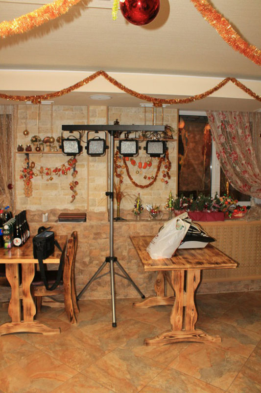 Основной зал — Кафе Погребок