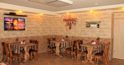 Основной зал — интерьер зала