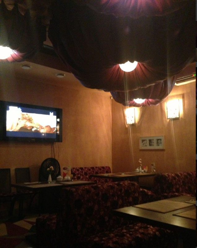 Основной зал — Кафе Щастье на Комсомольском проспекте