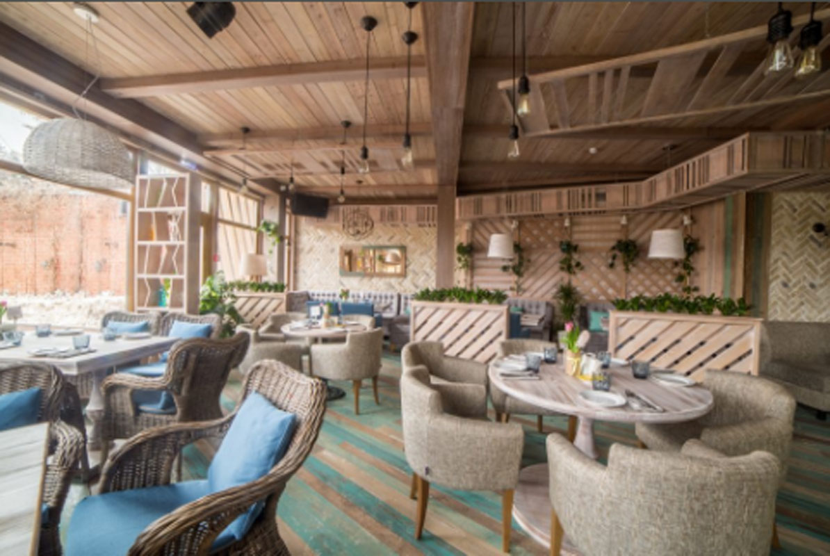 Основной зал