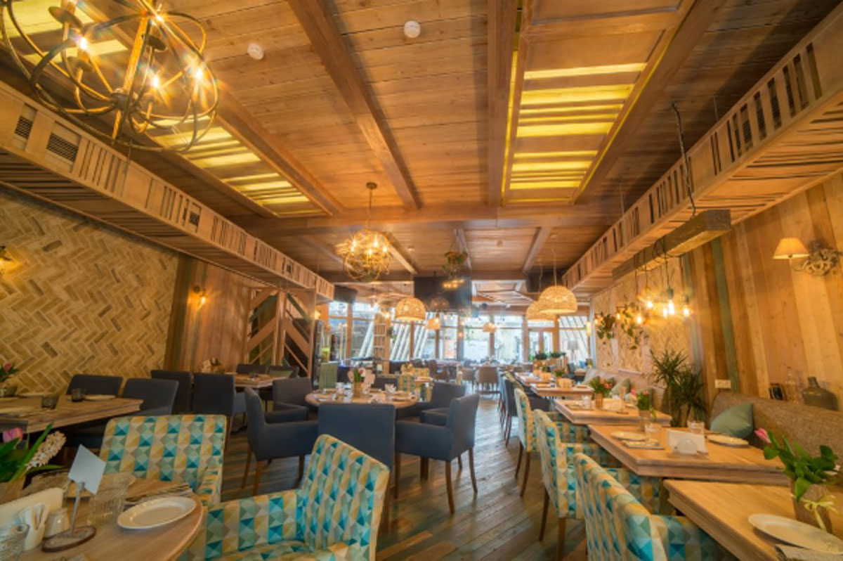 Основной зал — Москва