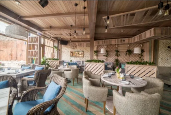 Основной зал