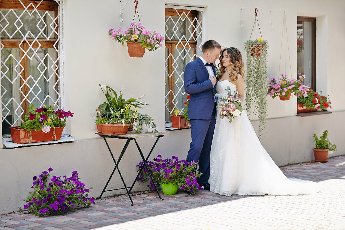 Основной зал — Параллели