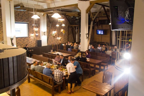 Логотип 7 пятниц