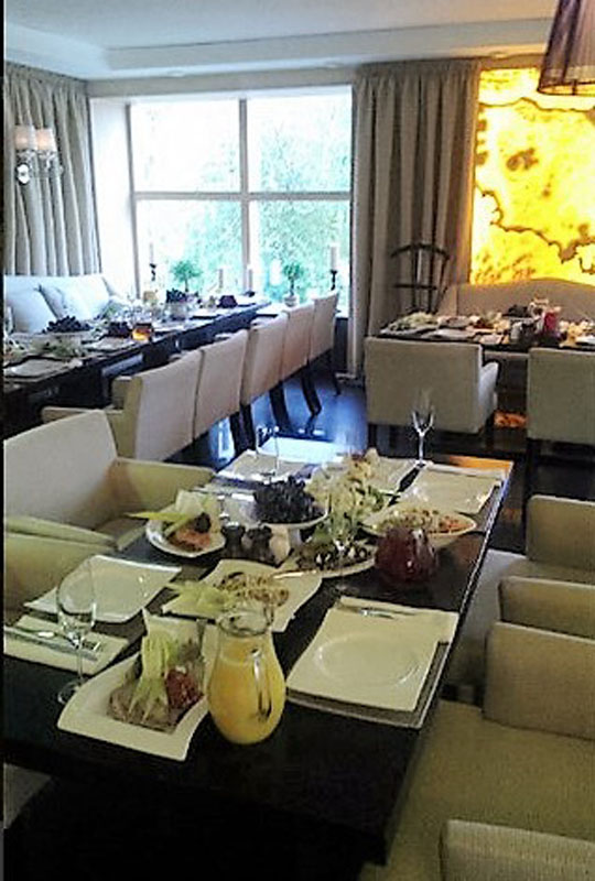 Основной зал