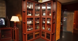 Основной зал — интерьер зала