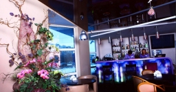 Основной зал