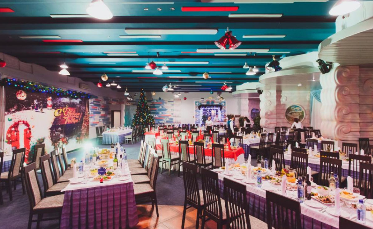 Основной зал — Волга