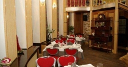 Основной зал — интерьер зала