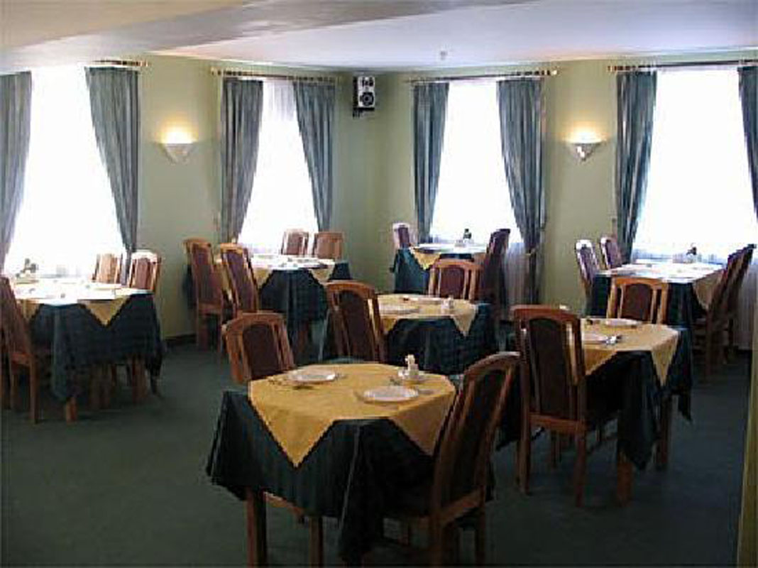 Основной зал