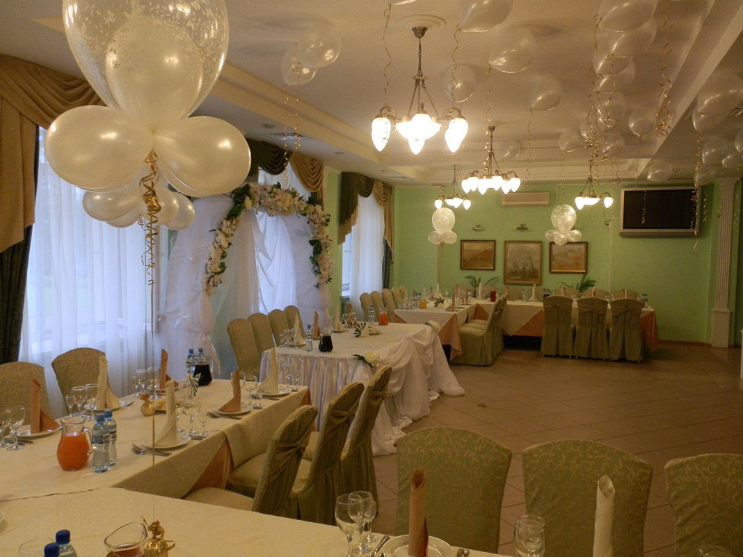 Основной зал