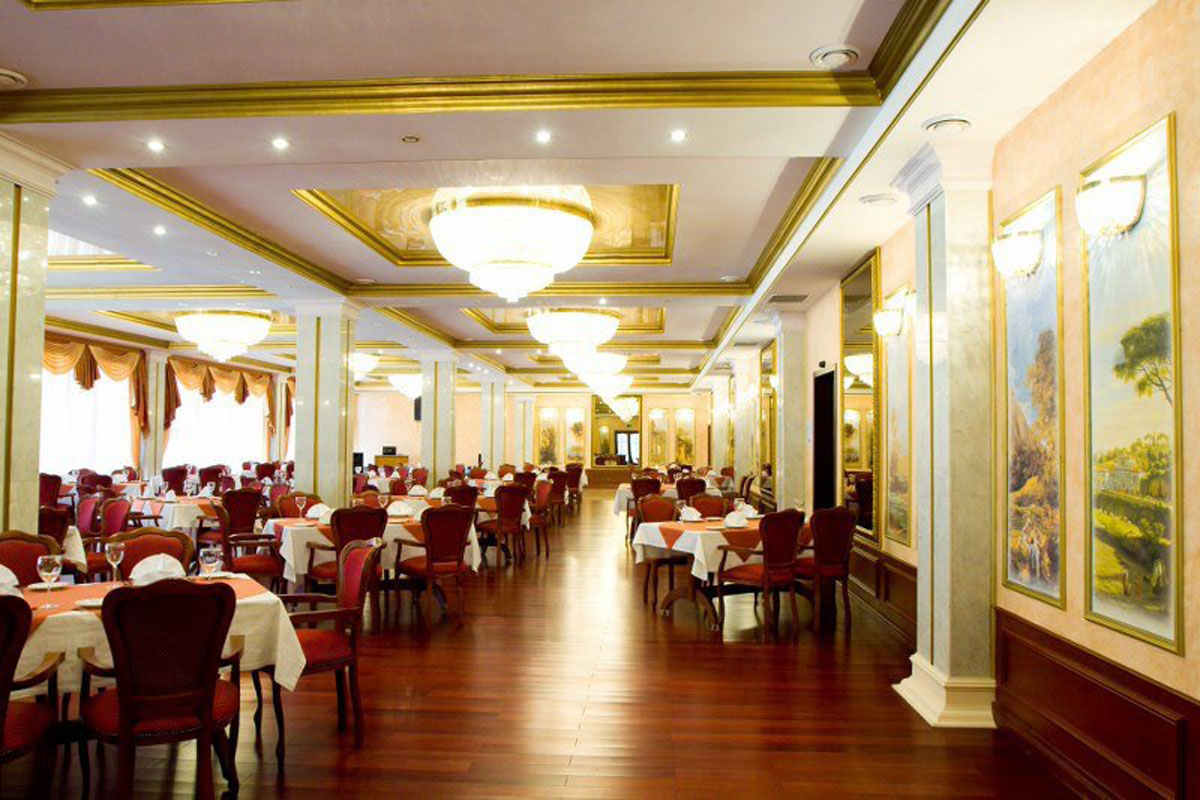 Основной зал — Ресторан Президент