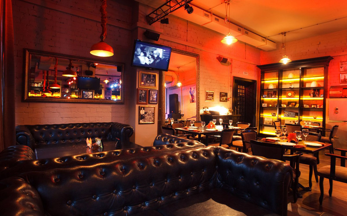 Основной зал