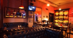 Основной зал