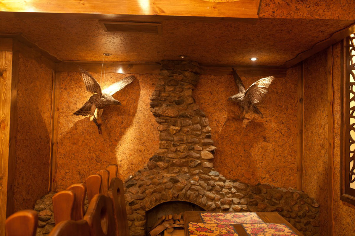 Основной зал — Лисья нора