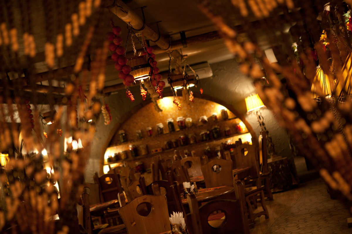 Основной зал — Лисья нора