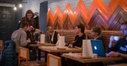 Основной зал