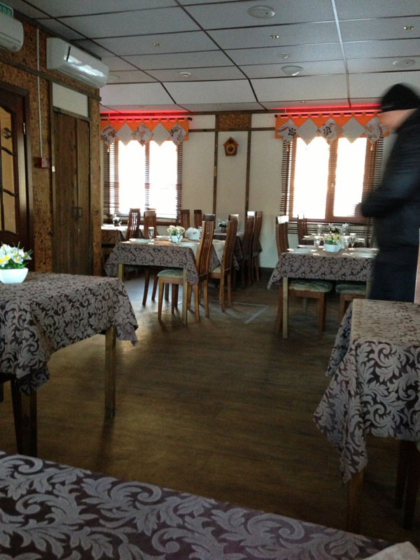 Основной зал — Оливье