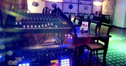 Основной зал — интерьер зала