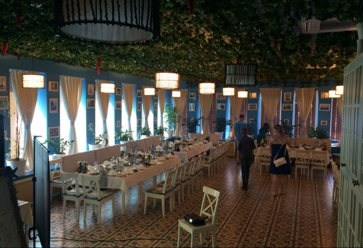 Основной зал — Старый Город