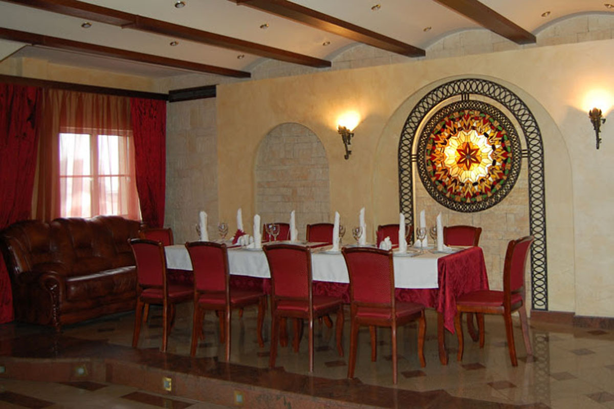 Основной зал — Армения