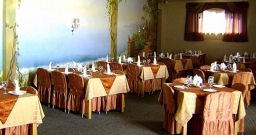 Основной зал