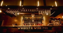 Основной зал