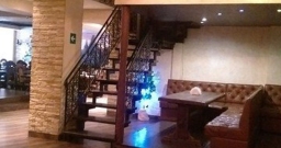 Основной зал — интерьер зала