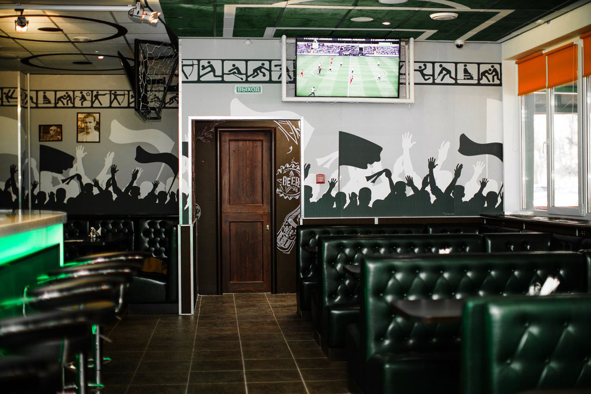 Основной зал — Клевер Бар