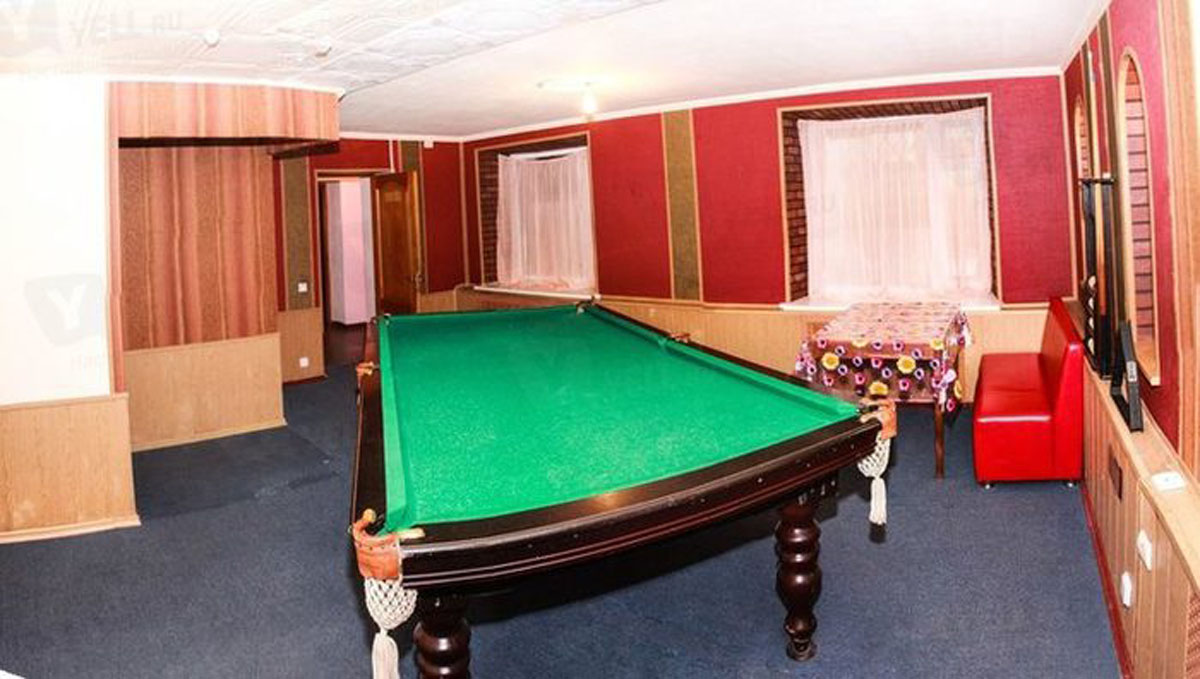 Основной зал — Свеча