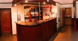 Основной зал — интерьер зала