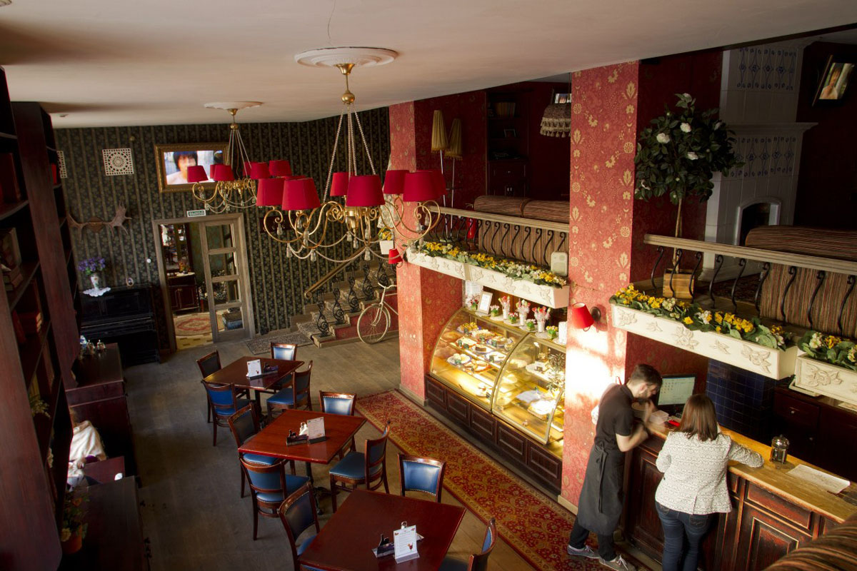 Основной зал — Коммун кафе