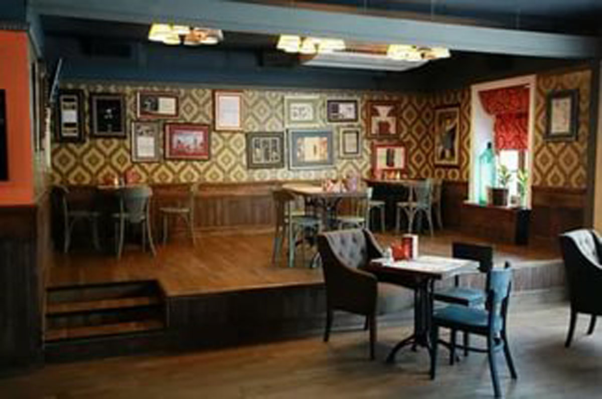 Основной зал — Дудки Бар