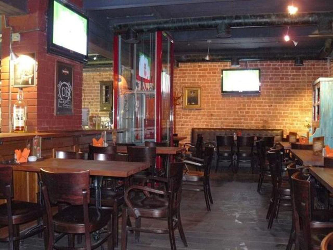 Основной зал — Дудки Бар