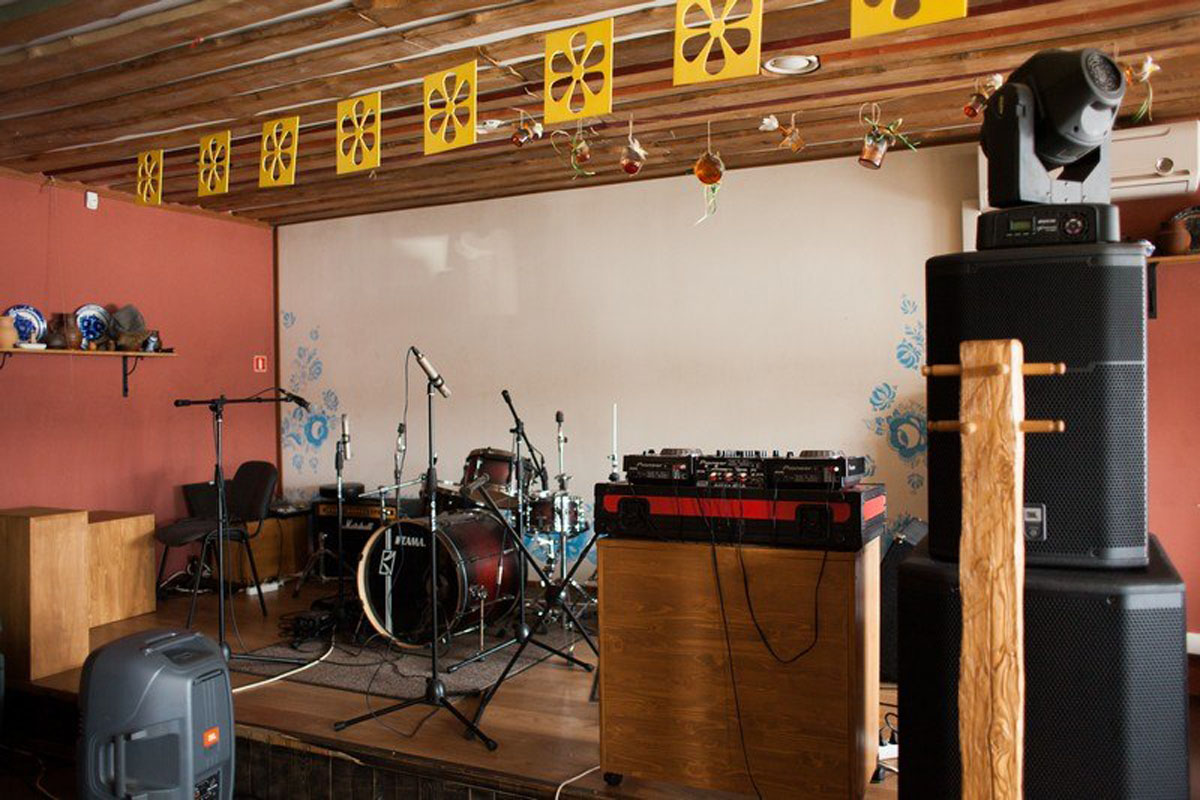 Основной зал — Сусанин Хаус