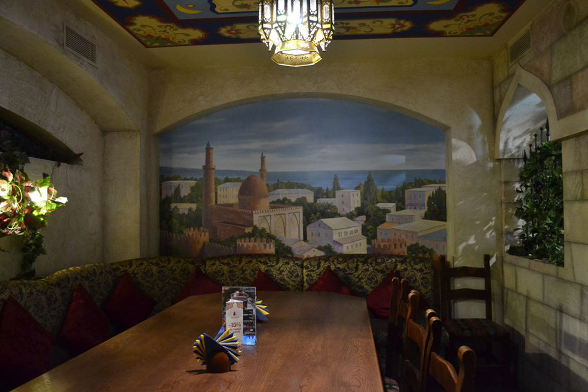 Основной зал — Шеш-Беш