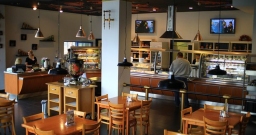 Основной зал