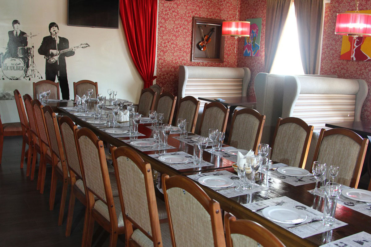 Основной зал — Хэдлайнер