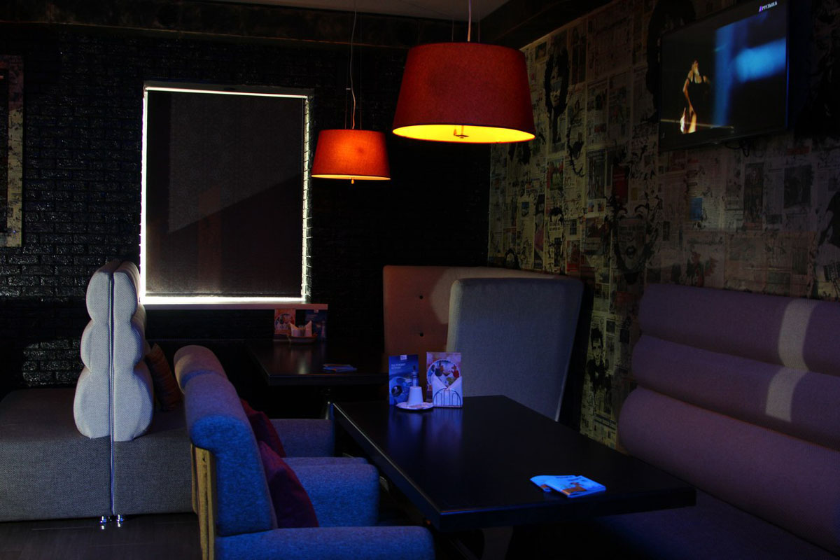 Основной зал — Хэдлайнер