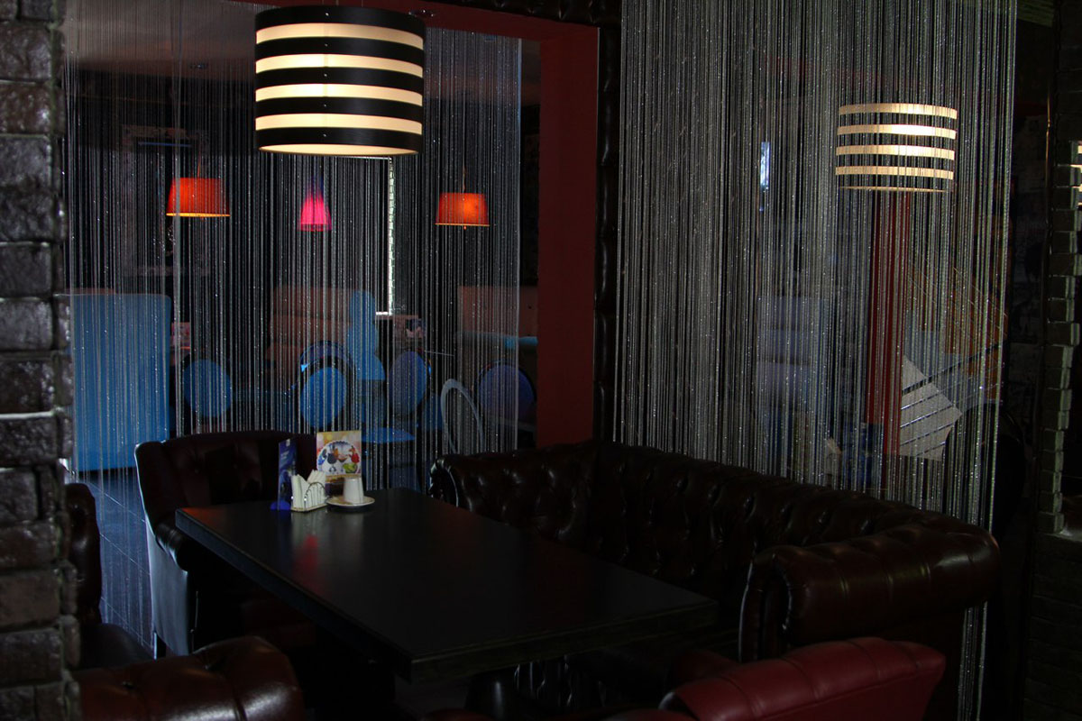 Основной зал — Хэдлайнер