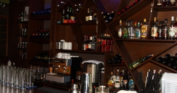 Основной зал