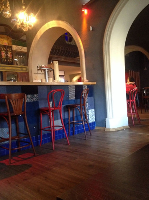 Основной зал — Гастрономическое кафе Кухня