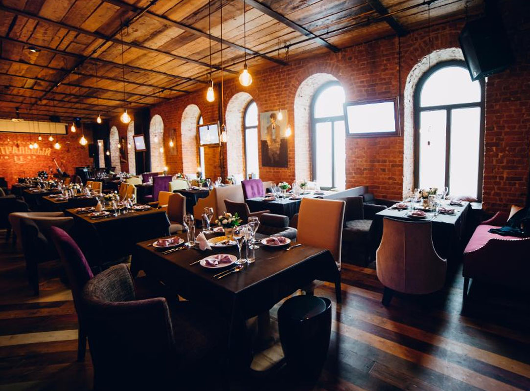 Шоу-бар Центральный — Основной зал, фото банкетного зала