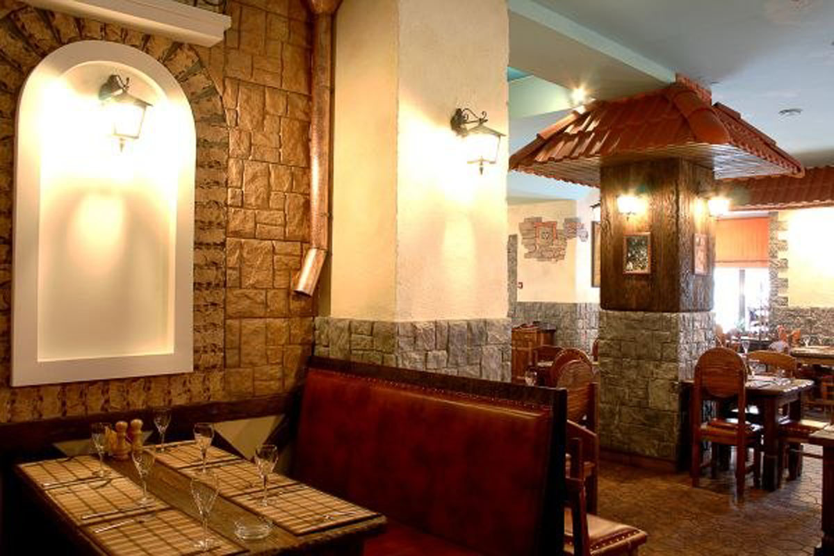 Траттория Пиноккио — Основной зал, фото банкетного зала