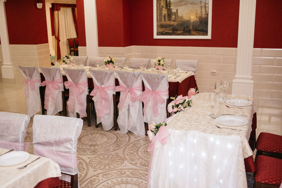 Основной зал — Троя