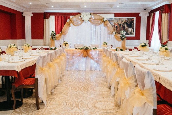 Банкетный зал Троя