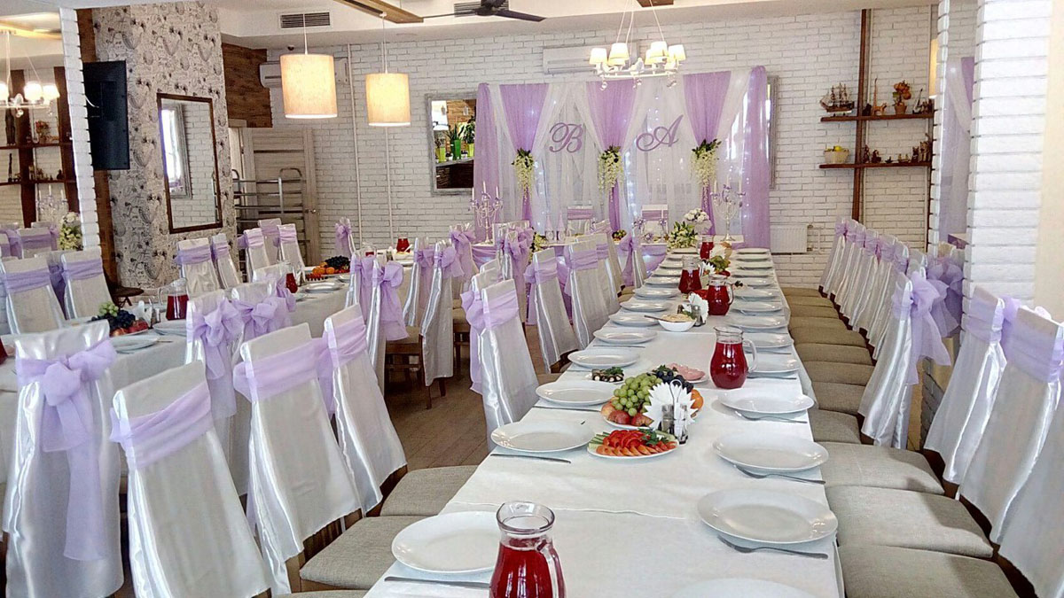 Основной зал — Кафе Дружба на улице Машиностроителей