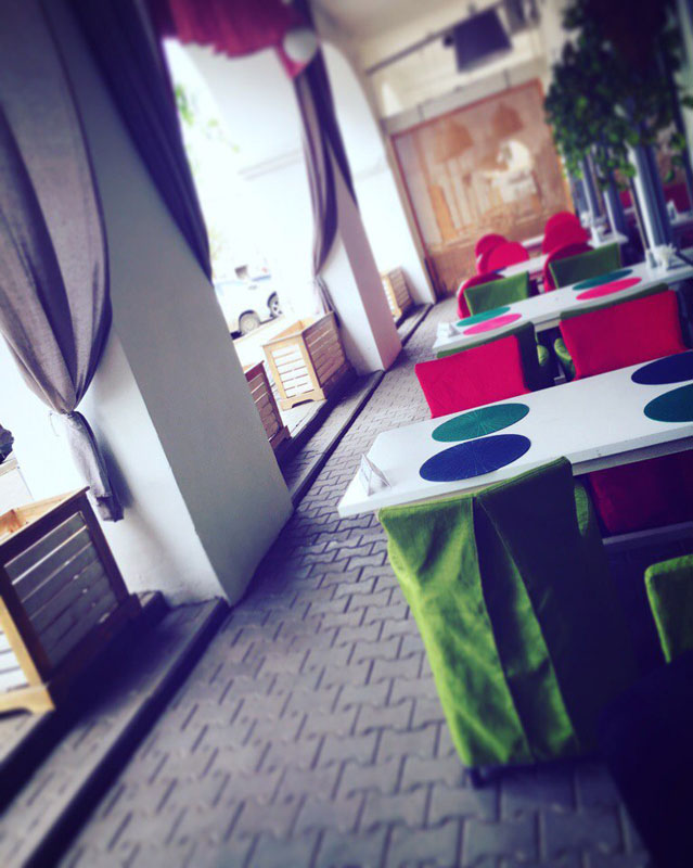 Основной зал — Кафе-бар Камелот