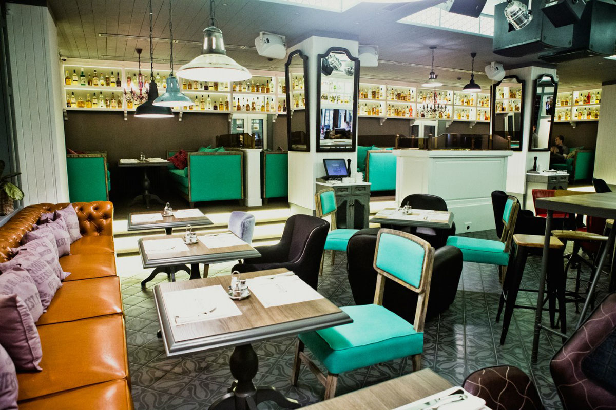 Основной зал — Караоке-бар Варвара