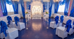 Светлая горница — интерьер зала